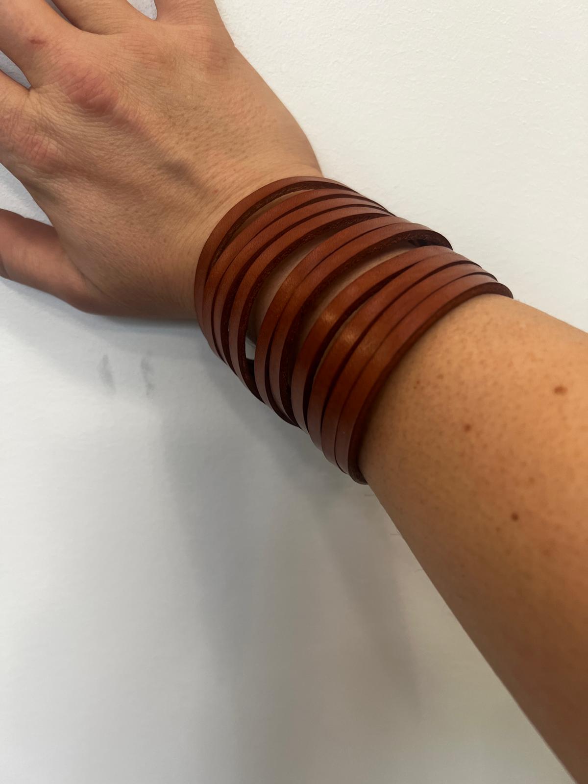 lash cuff, sheen veg tan